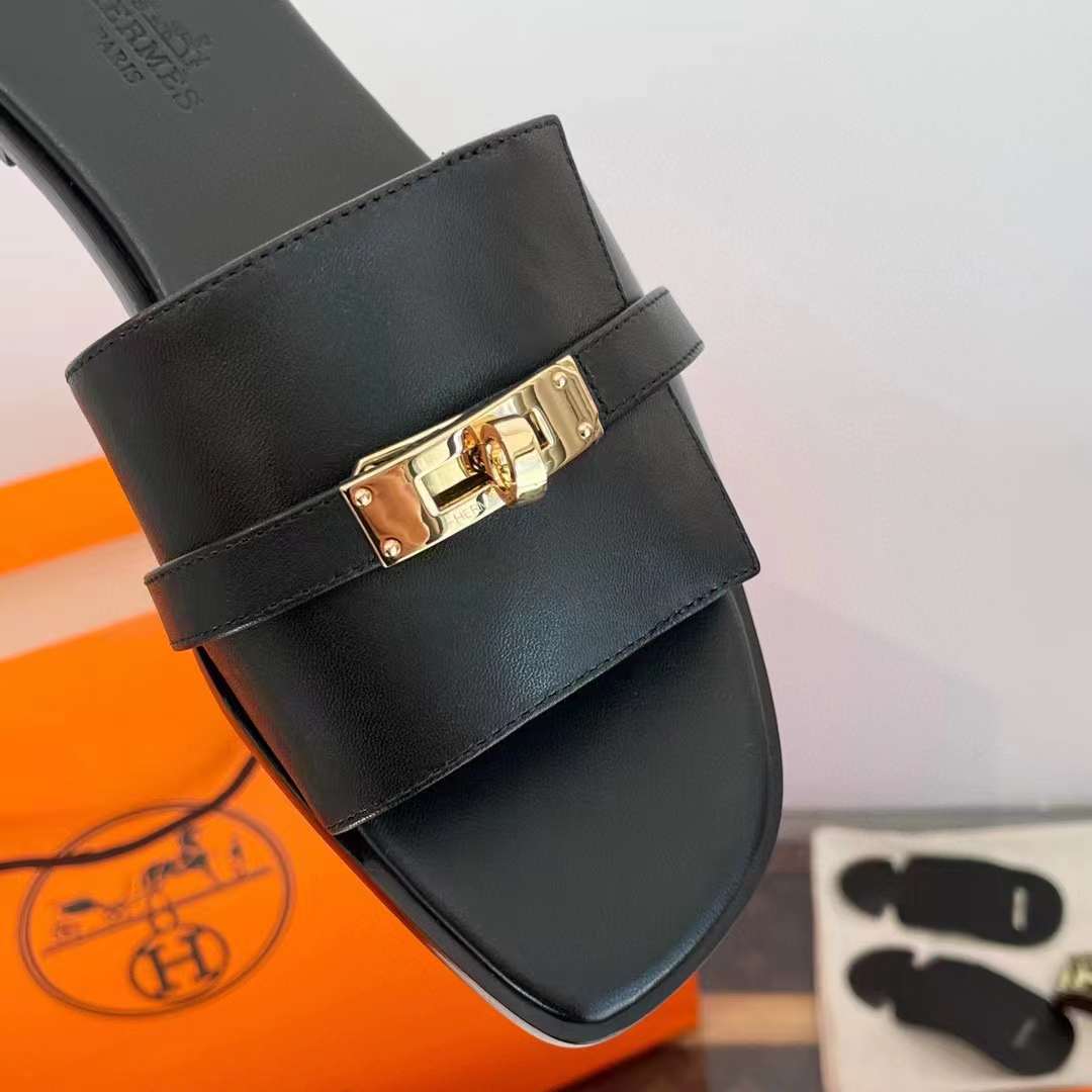 Hermès 2024 NEW KELLY sandal view 2