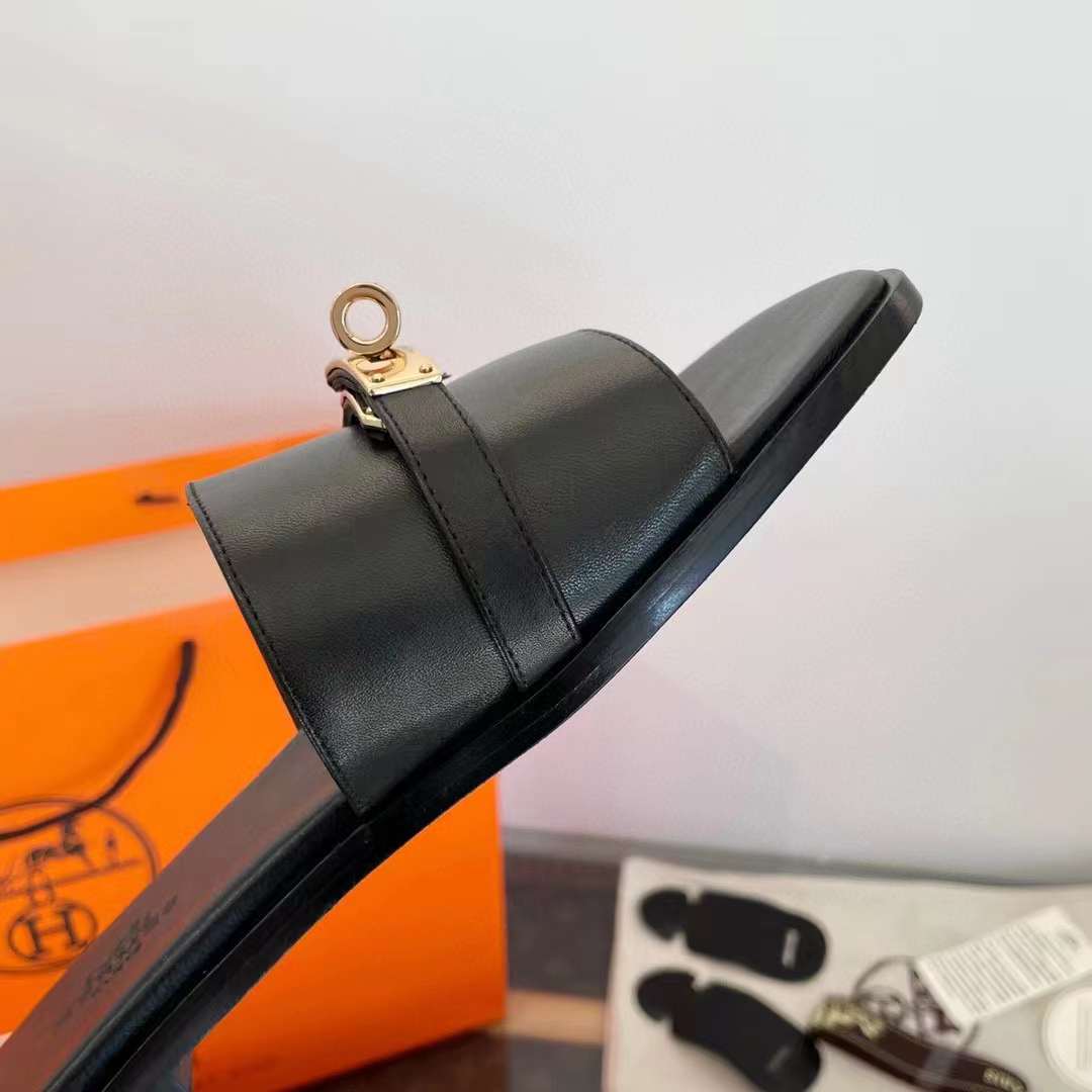 Hermès 2024 NEW KELLY sandal view 3
