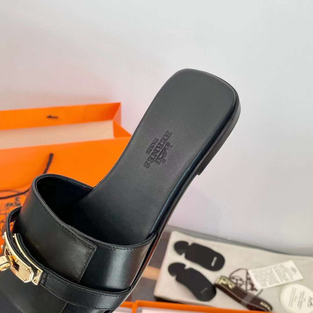 Hermès 2024 NEW KELLY sandal view 5