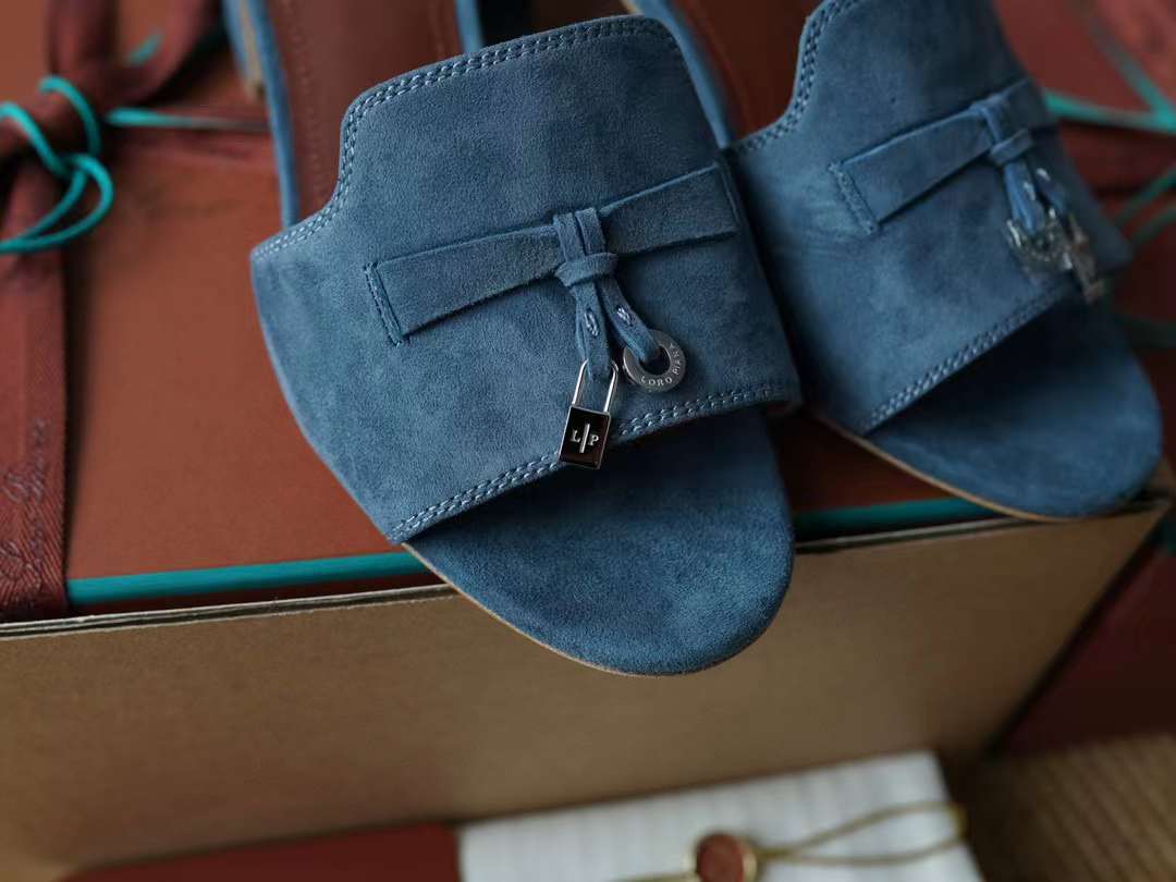 Loro Piana SUMMER CHARMS sandal view 7