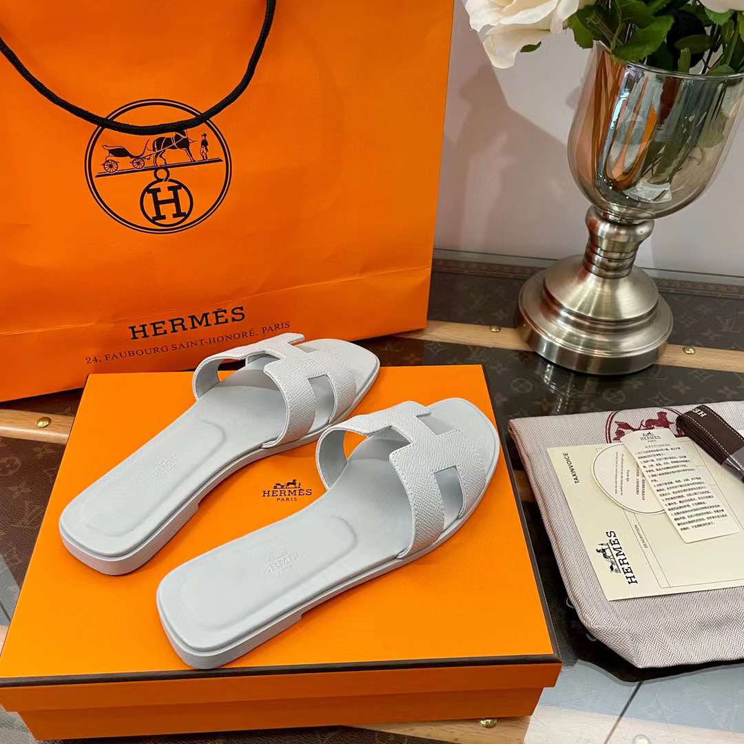 Hermès Oran Sandal view 4