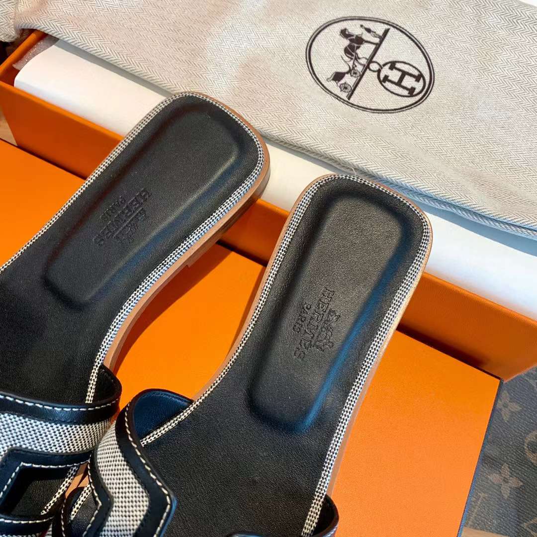 Hermès Oran Sandal view 5