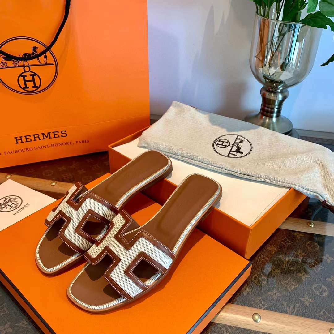 Hermès Oran Sandal view 6
