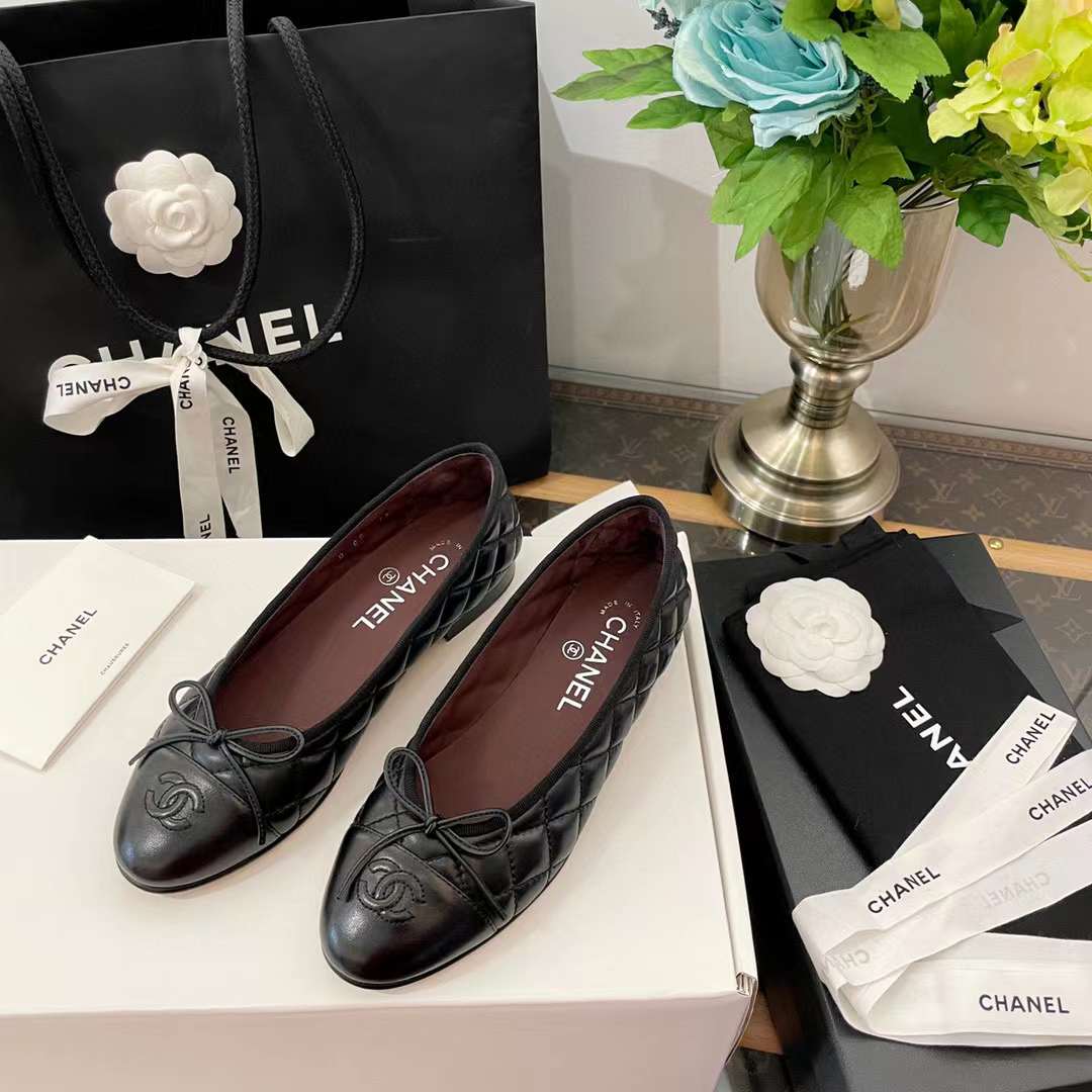 Chanel Classic ballet flats view 8