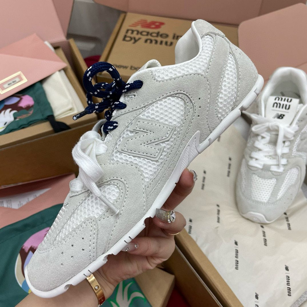 Miu Miu & NEW BALANCE 530 SL sneaker view 14