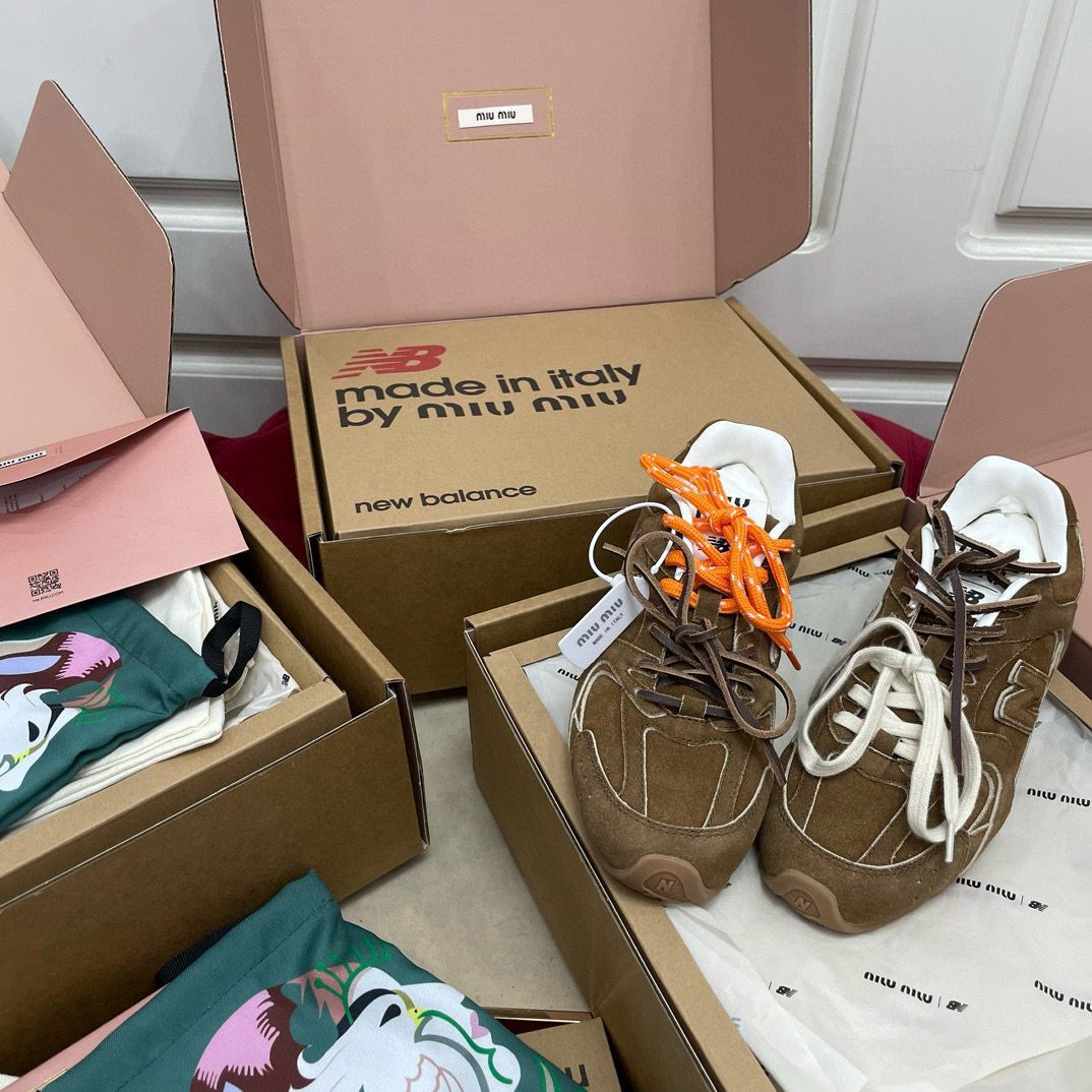 Miu Miu & NEW BALANCE 530 SL sneaker view 22