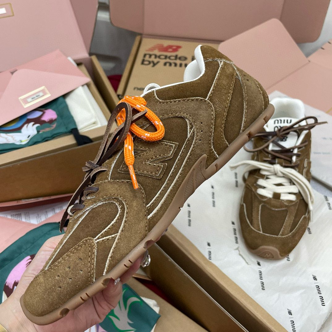 Miu Miu & NEW BALANCE 530 SL sneaker view 25