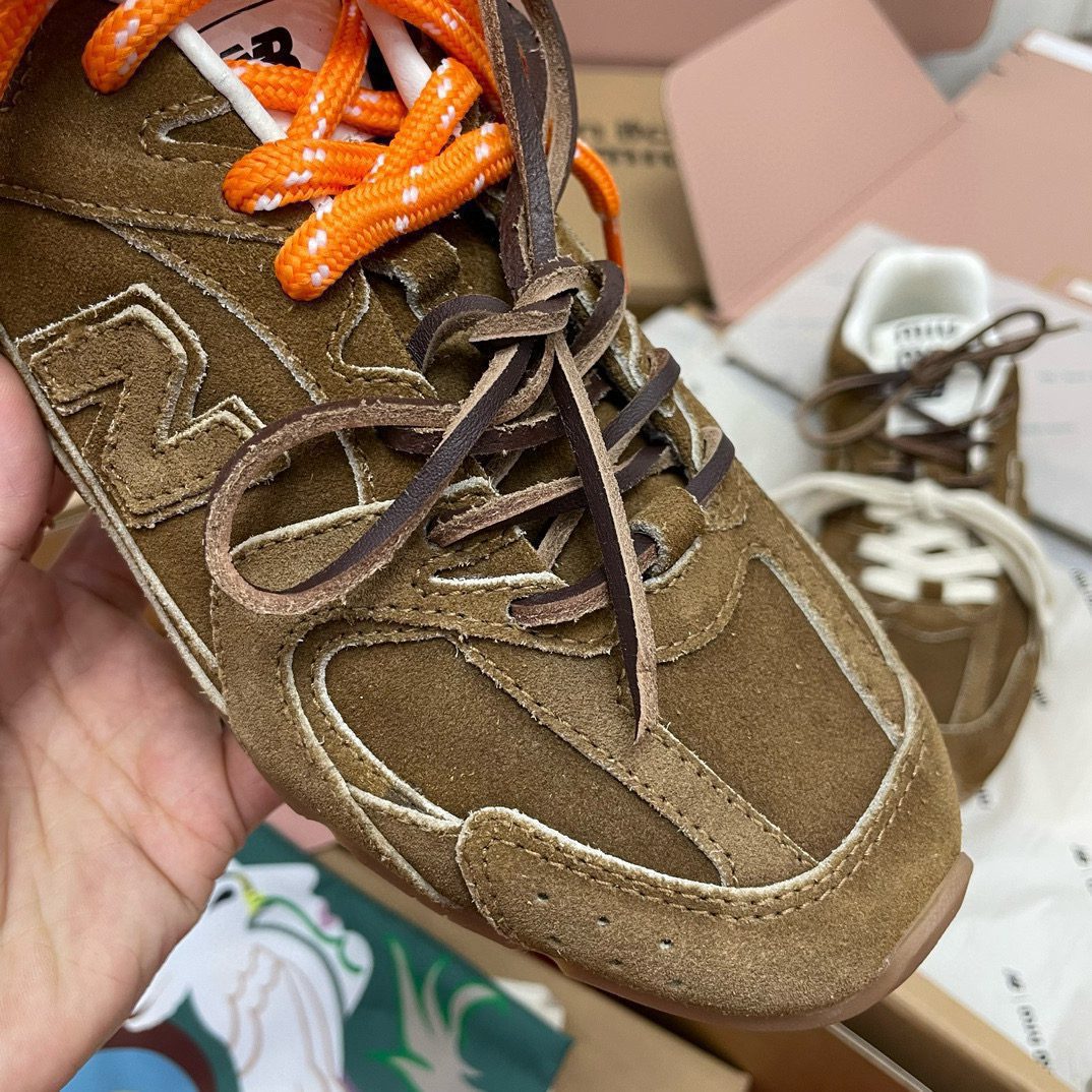 Miu Miu & NEW BALANCE 530 SL sneaker view 28