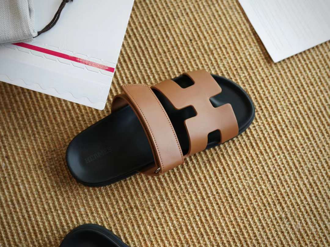 Hermès CHYPRE Casual slippers view 2