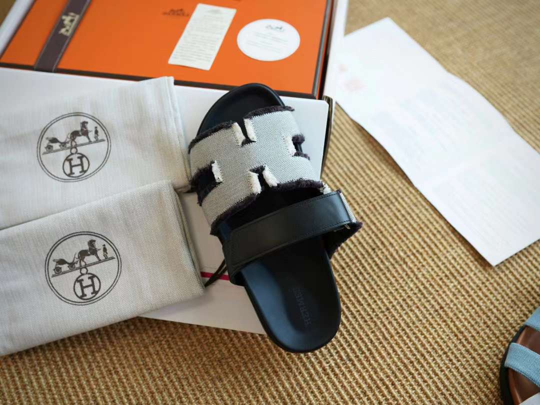 Hermès CHYPRE Casual slippers view 5