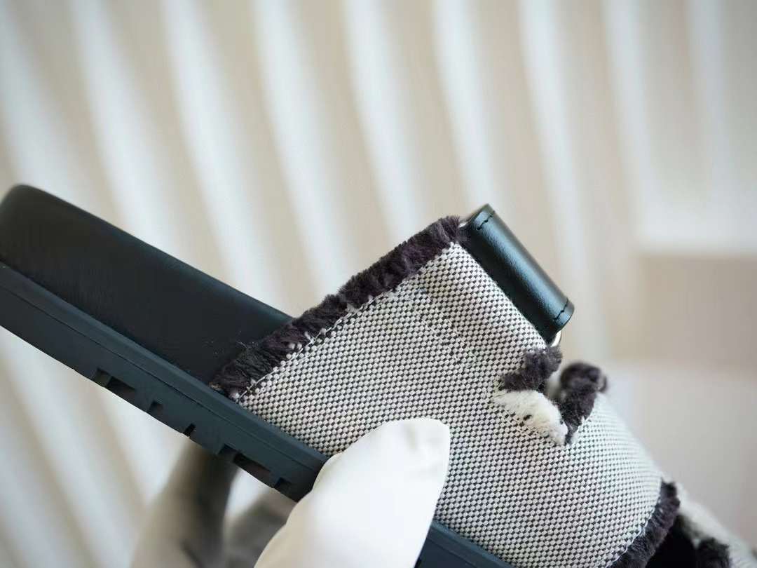 Hermès CHYPRE Casual slippers view 6