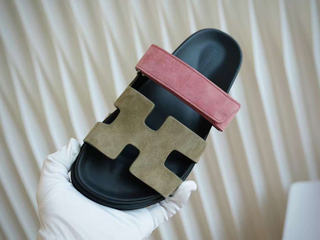 Hermès CHYPRE Casual slippers view 2