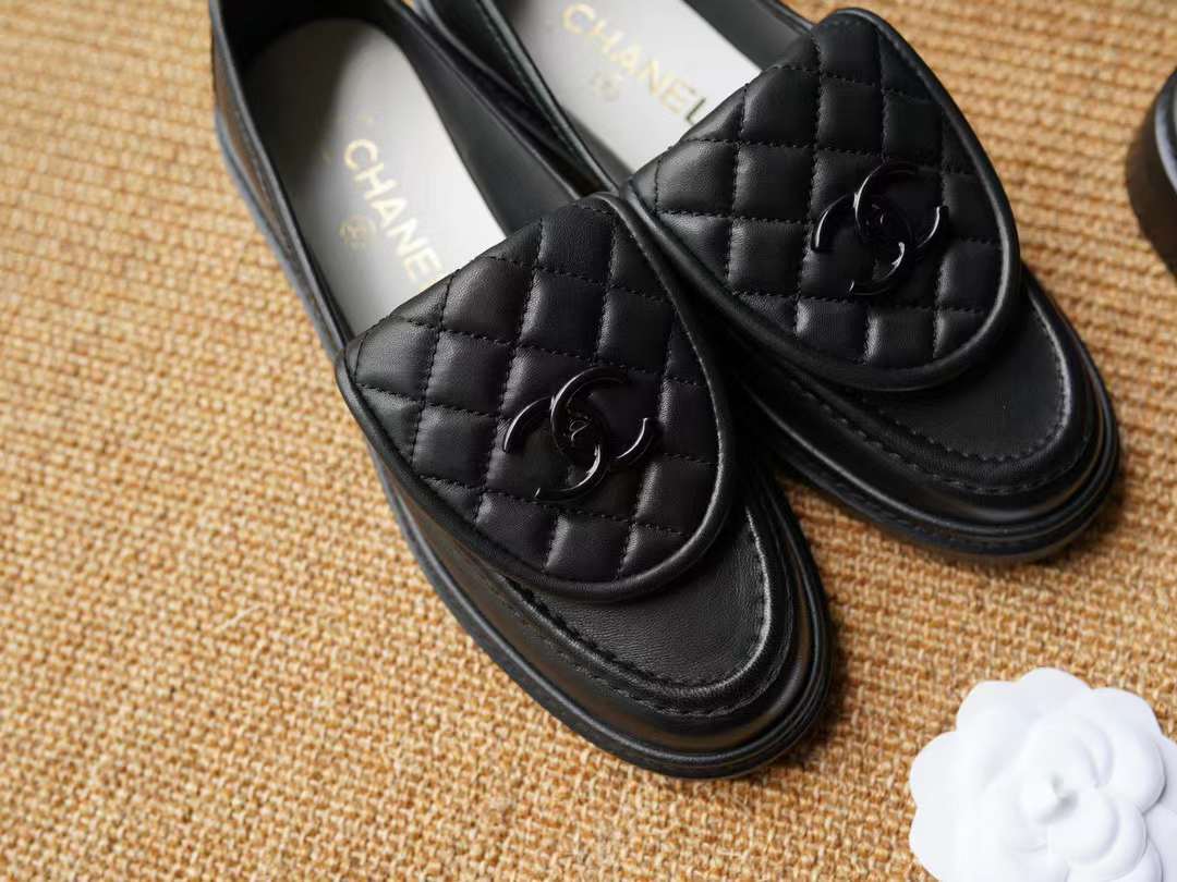 Chanel 24C loafers view 2