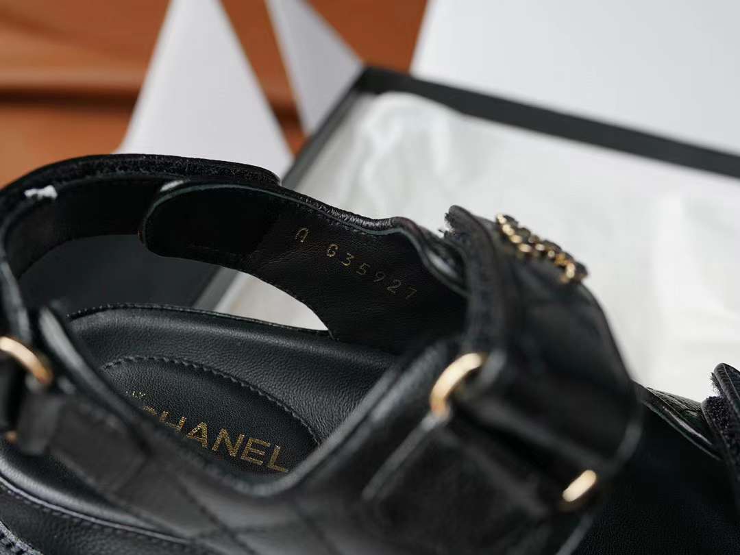 Chanel Classic Velcro sandals view 5