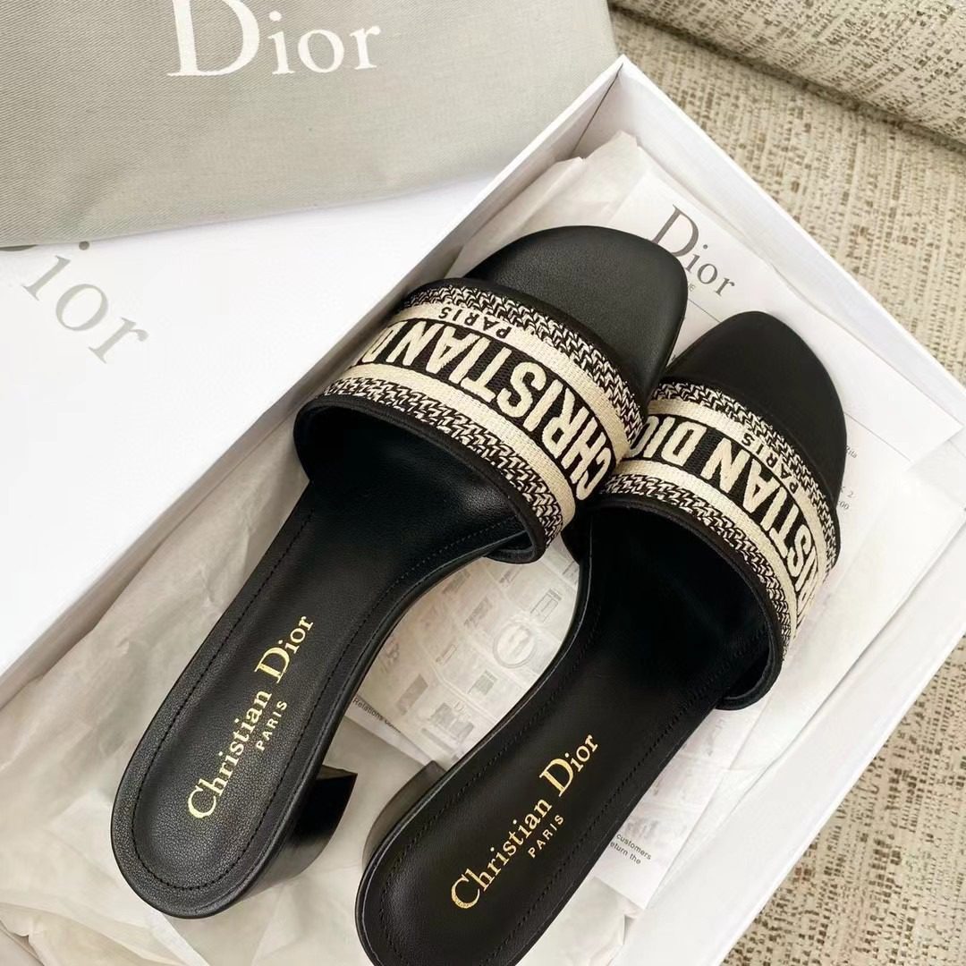 Dior DWAY Embroidered slippers view 2