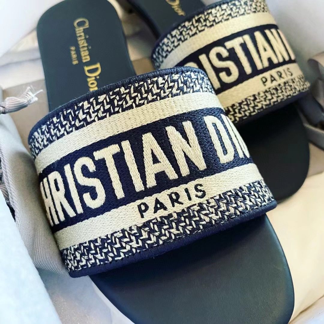 Dior DWAY Embroidered slippers view 9