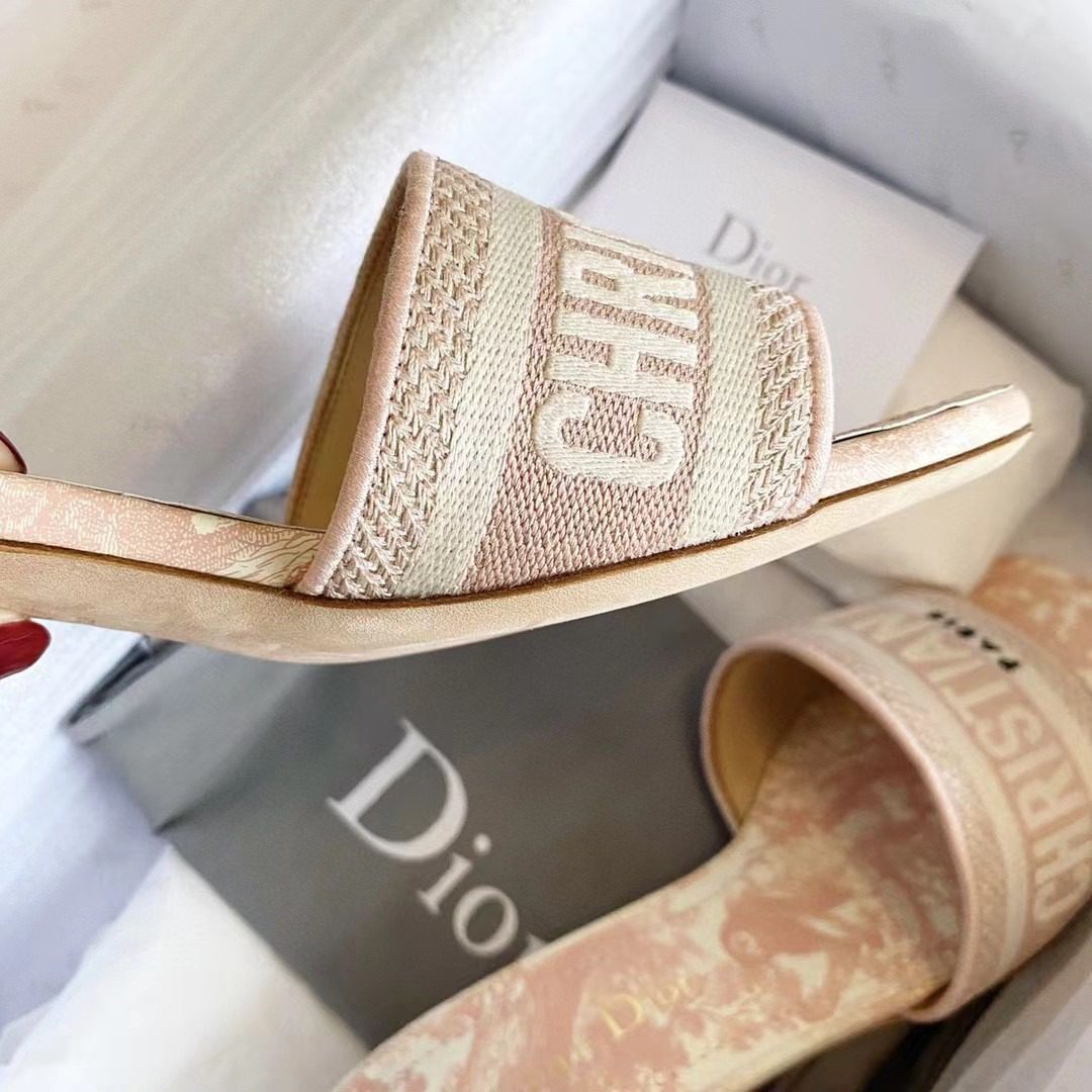Dior DWAY Embroidered slippers view 3