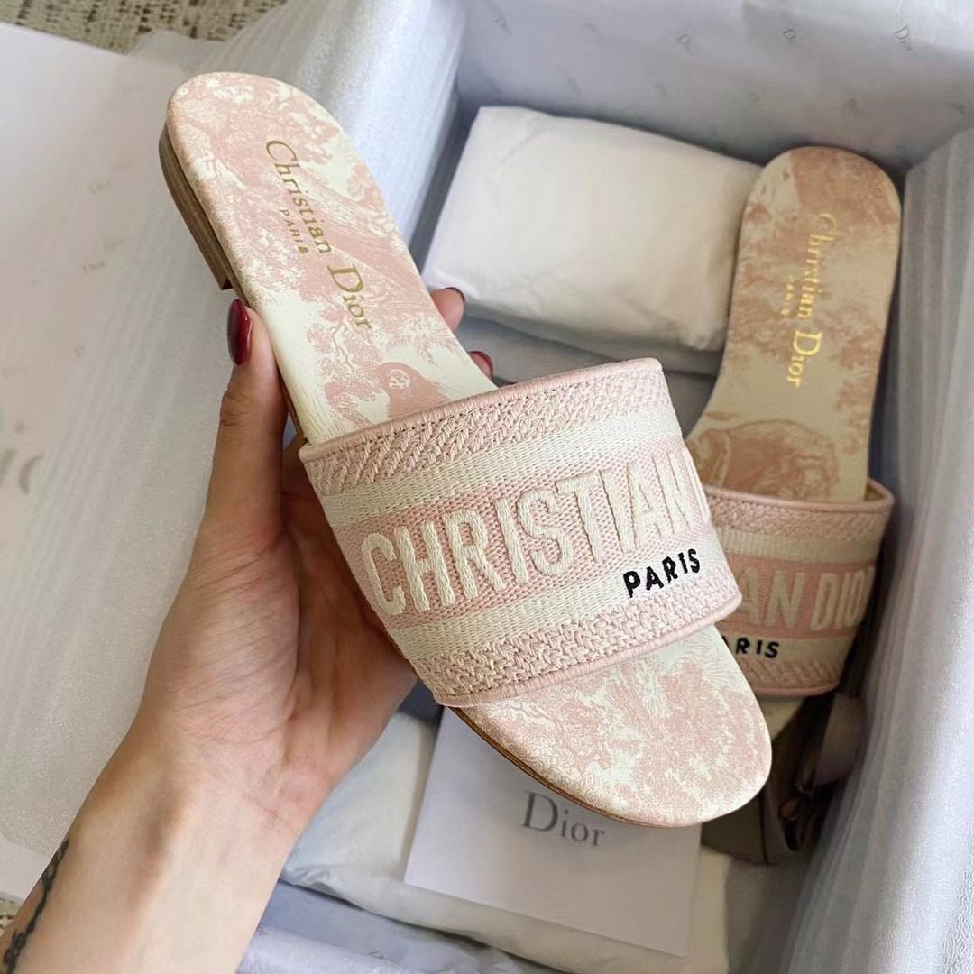 Dior DWAY Embroidered slippers view 9