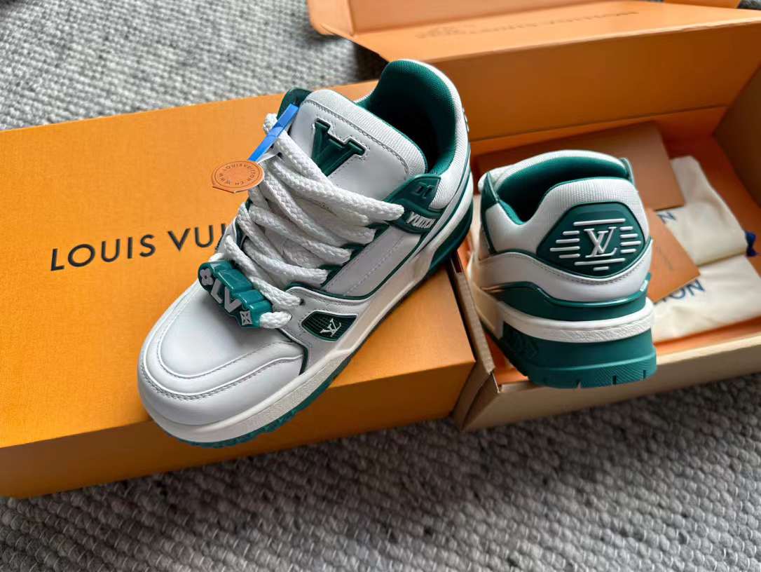 Louis Vuitton Trainer Maxi view 4