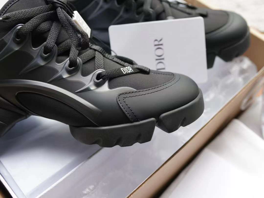 Dior Sneakers view 5