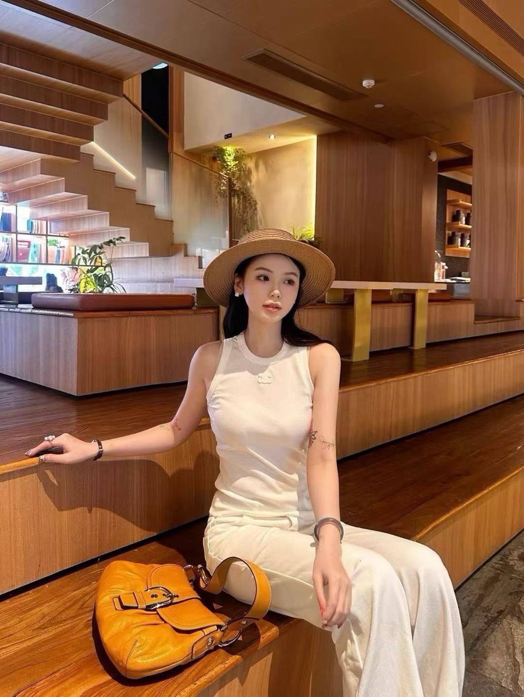 Celine Vest view 9