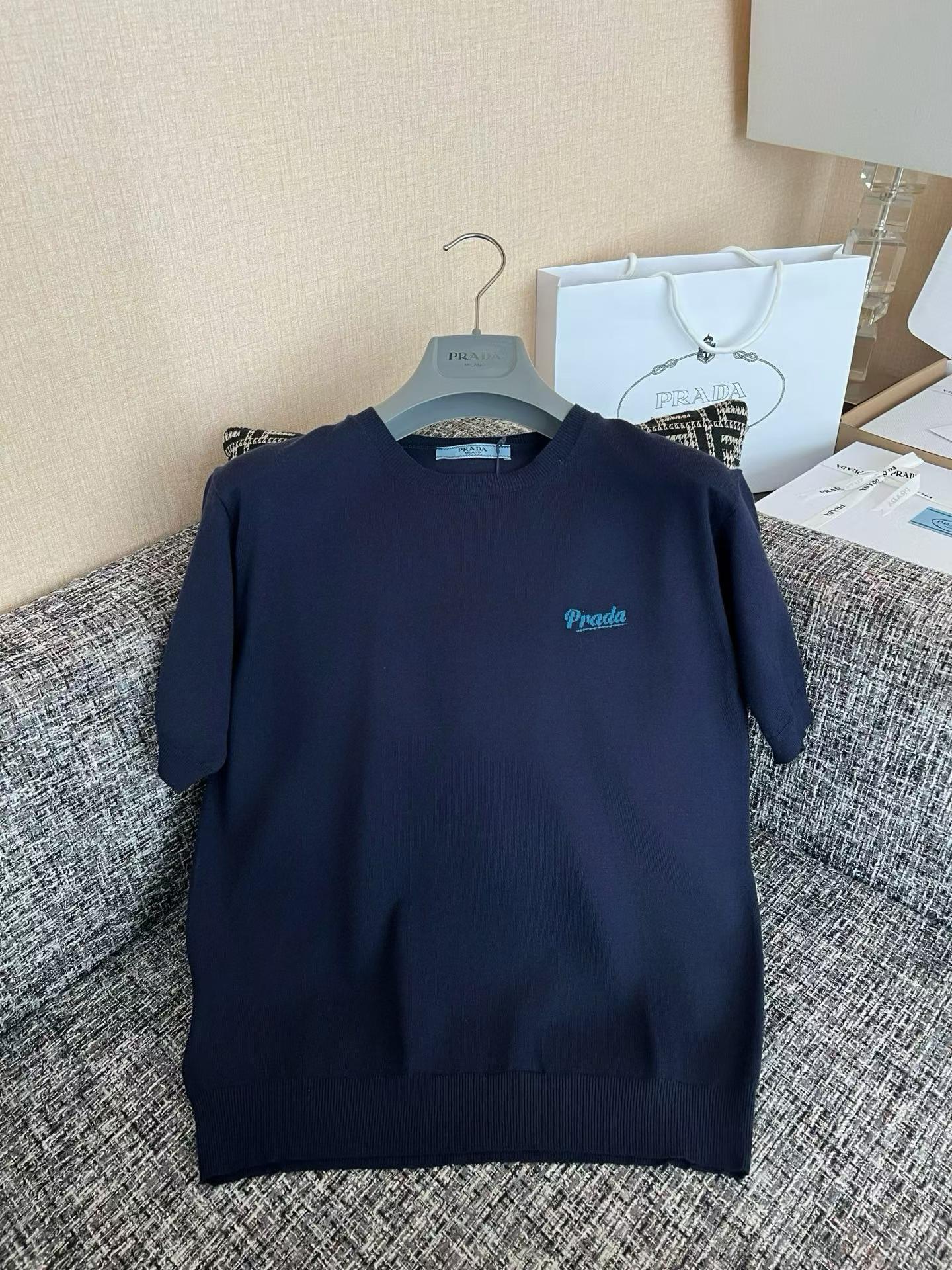 Prada Knitted short-sleeved shirt view 2