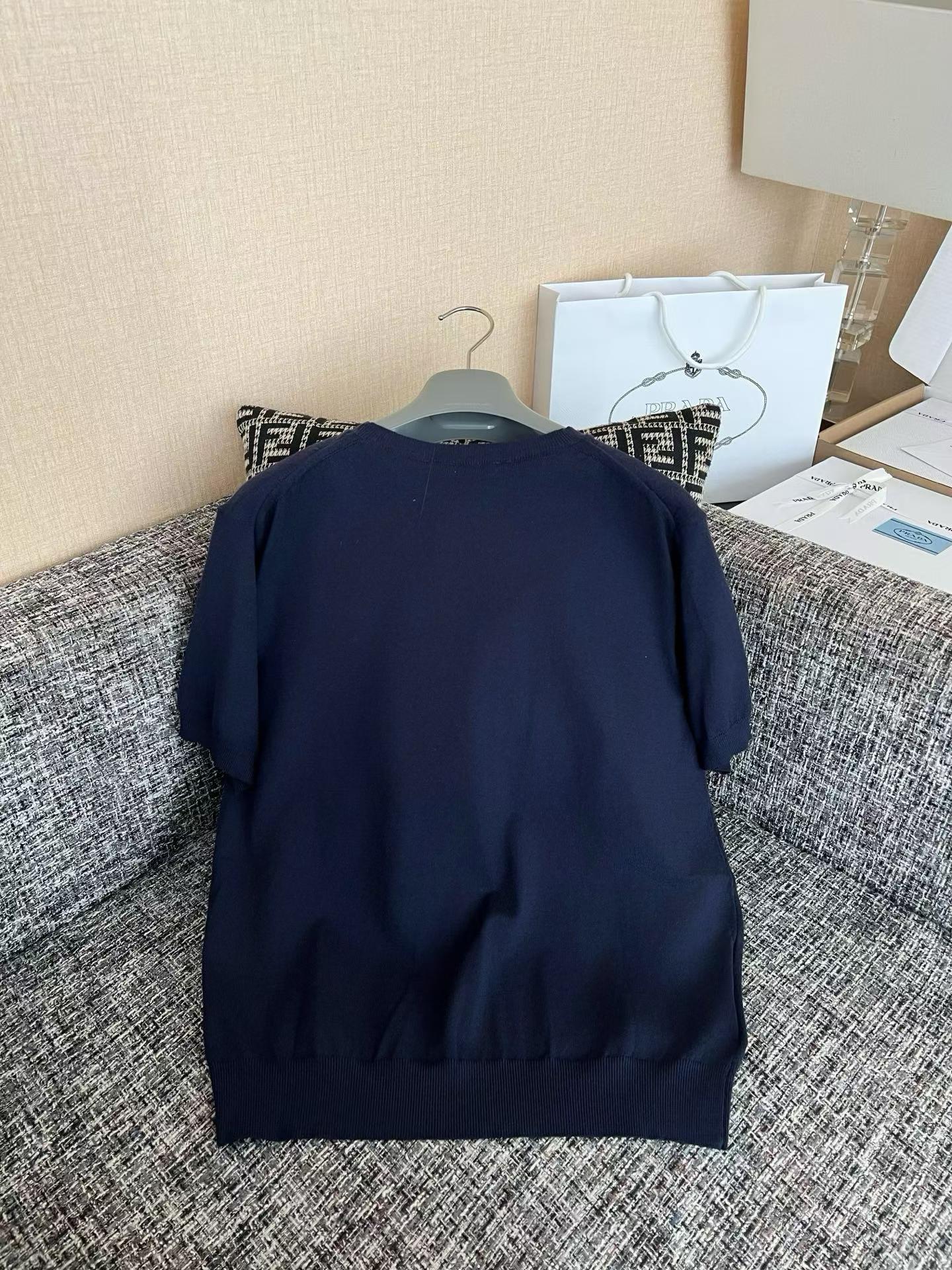 Prada Knitted short-sleeved shirt view 9