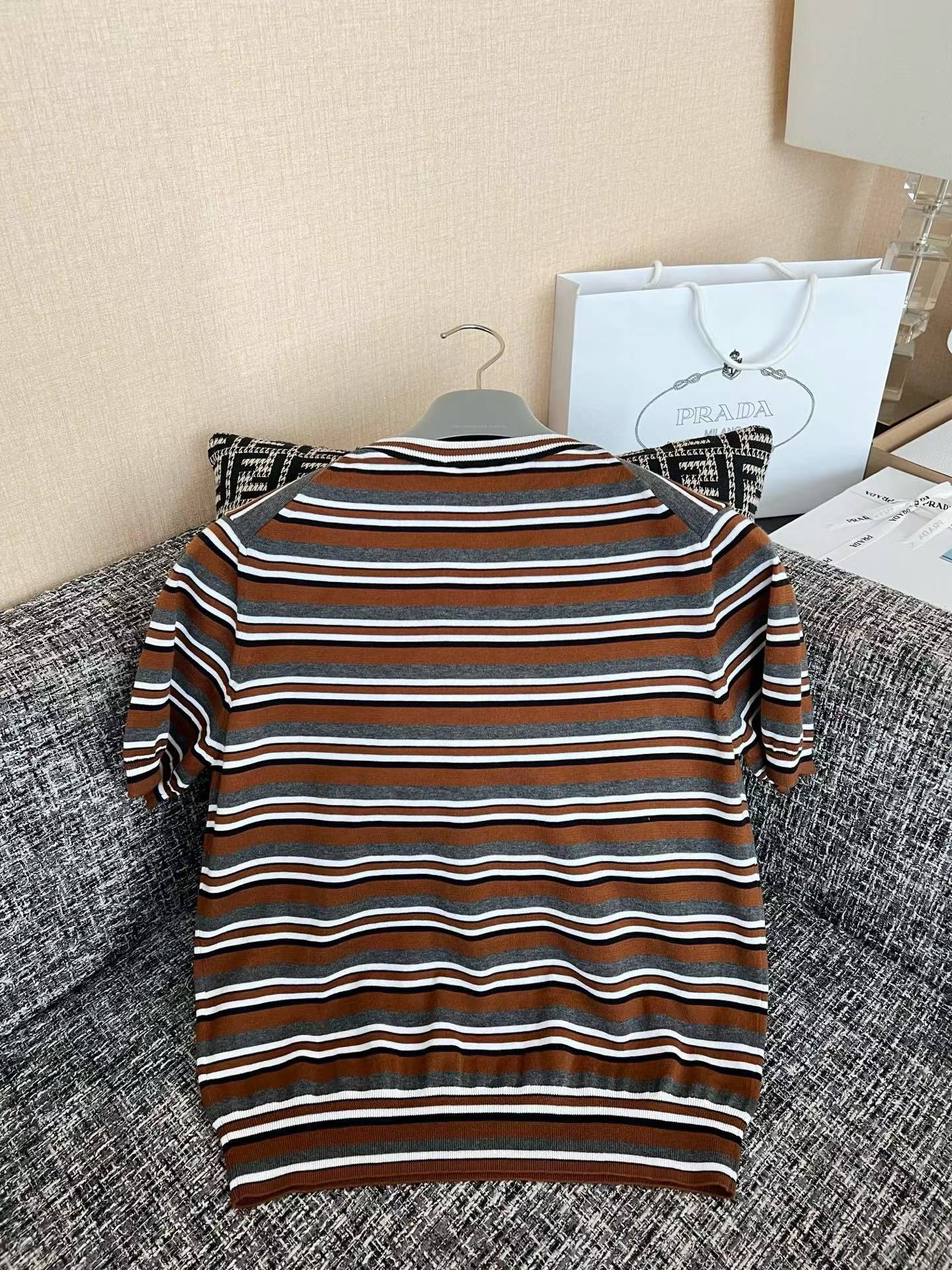 Prada short-sleeved shirt view 9