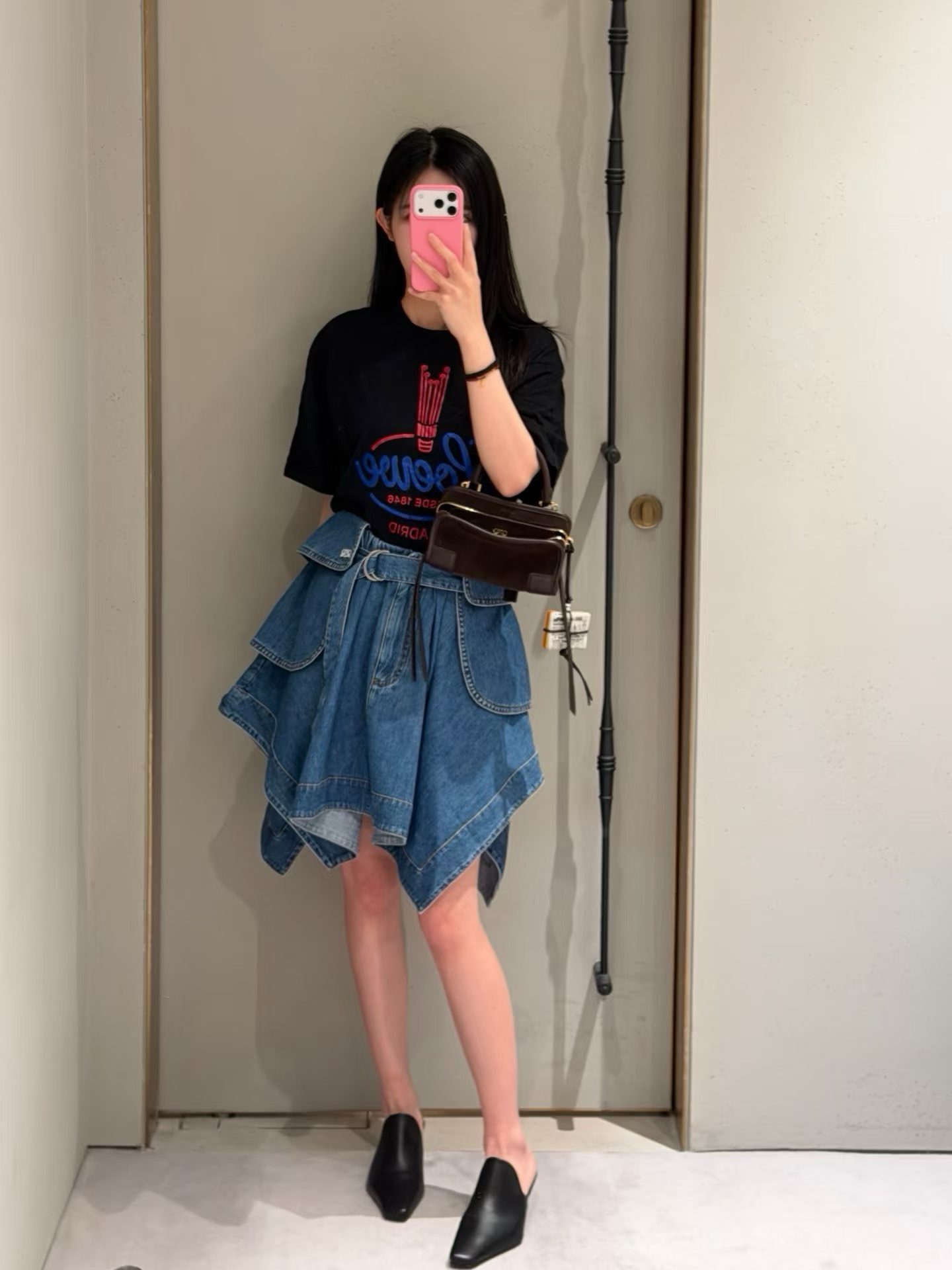 Loewe Short skirt view 1