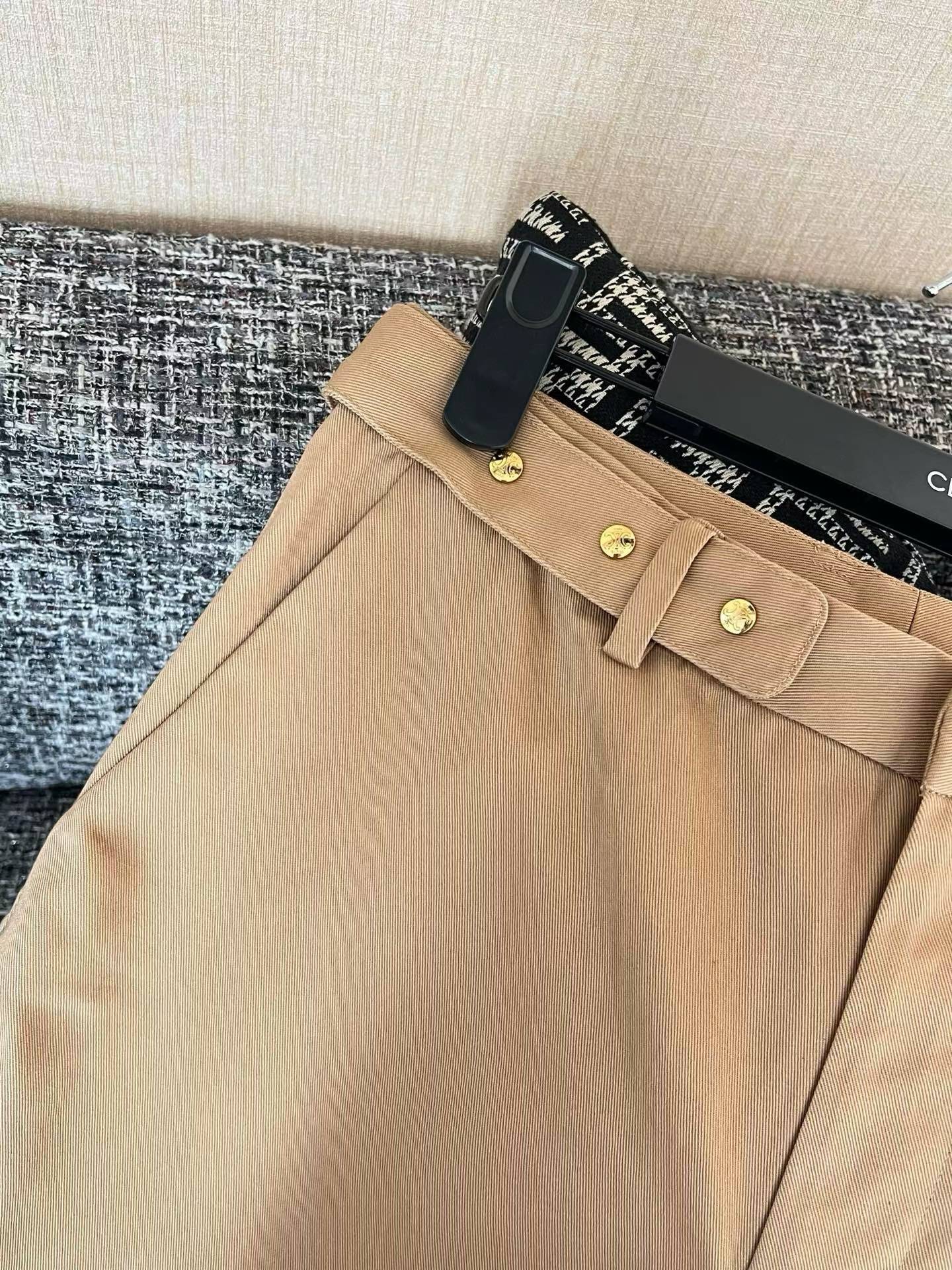 Celine Wide-legged pants view 4