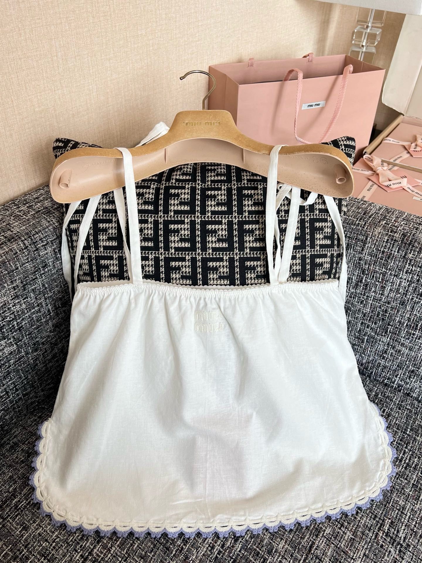Miu Miu Set view 2