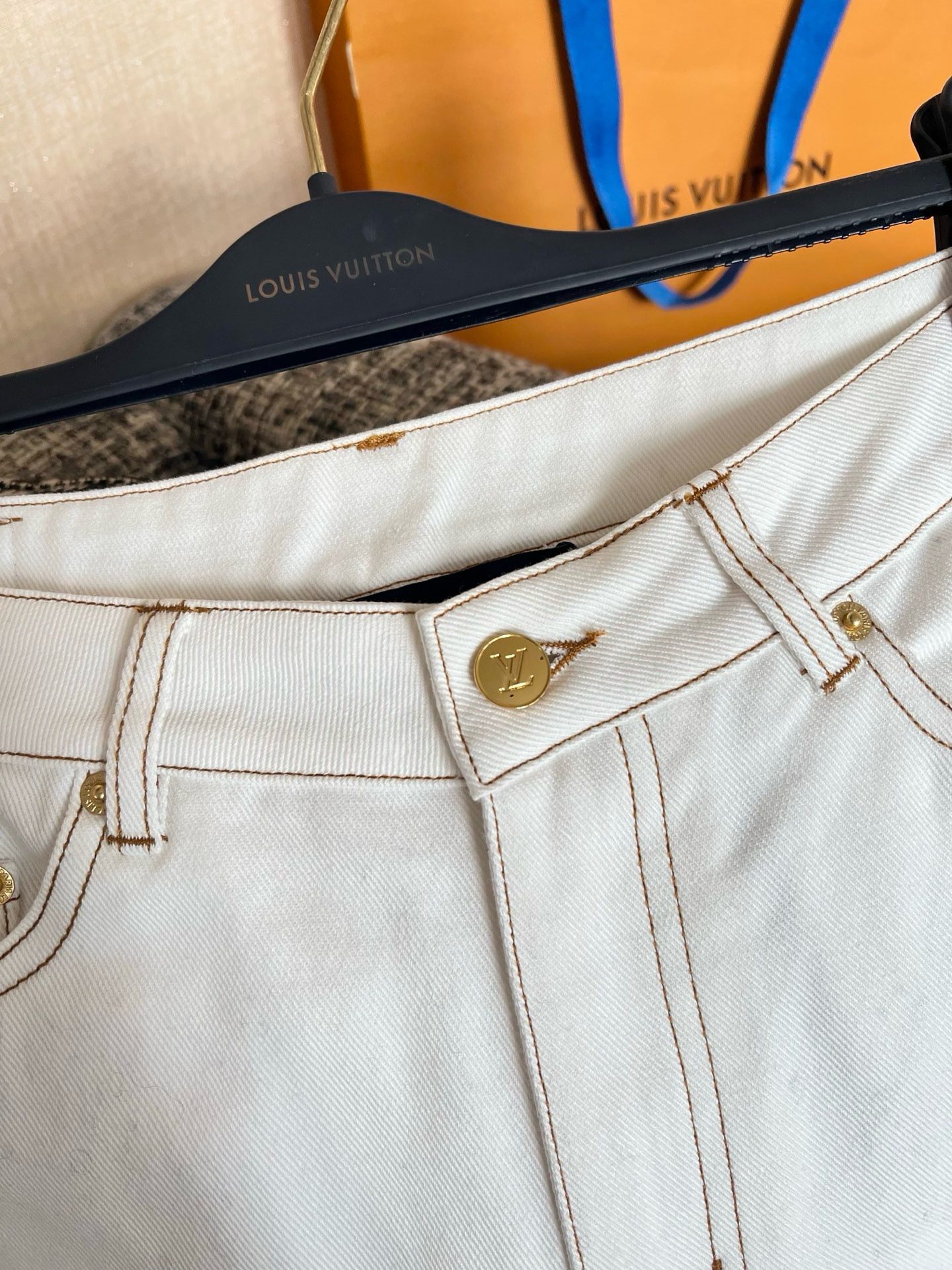 Louis Vuitton Jeans view 5