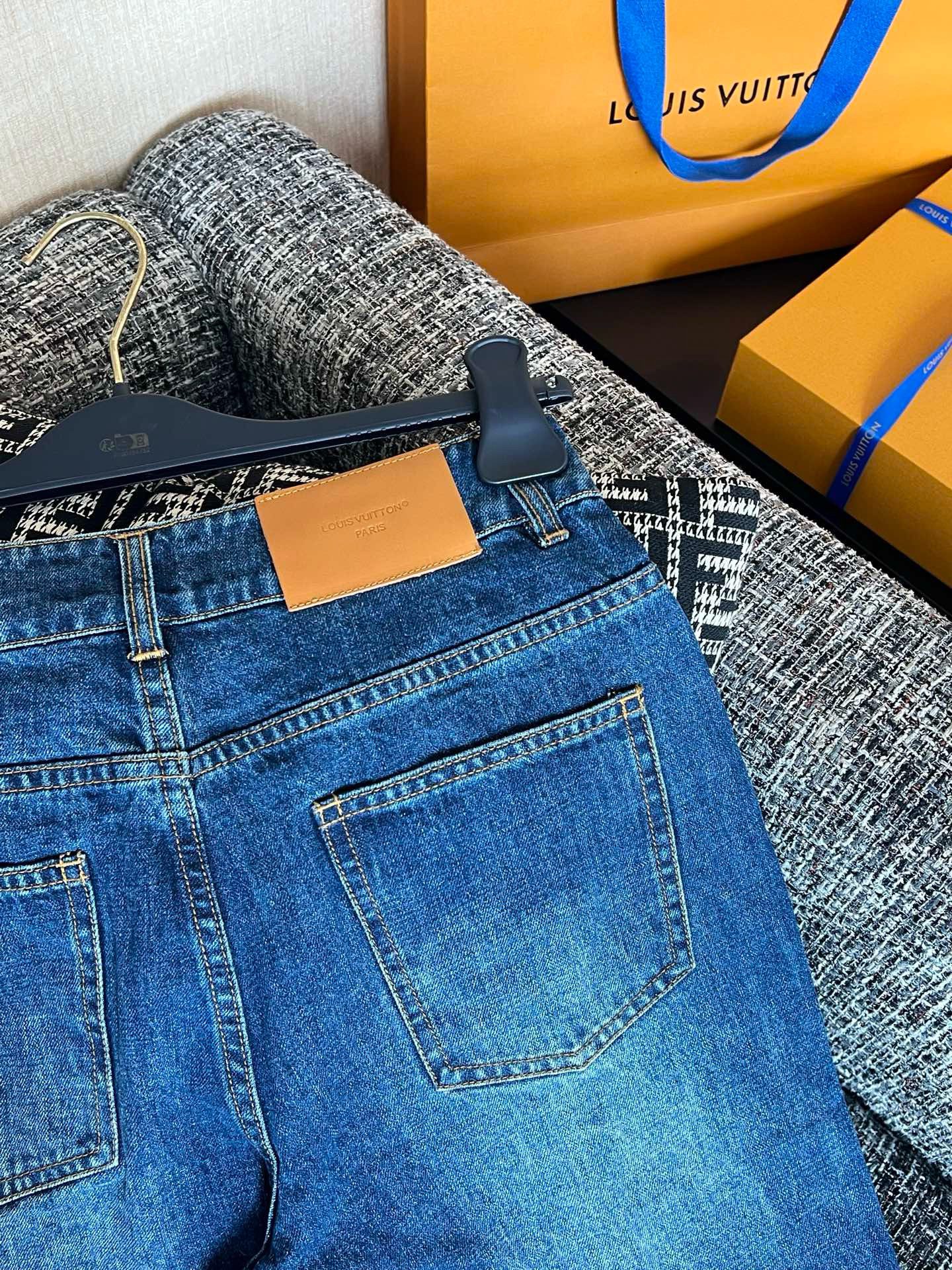 Louis Vuitton Jeans view 7