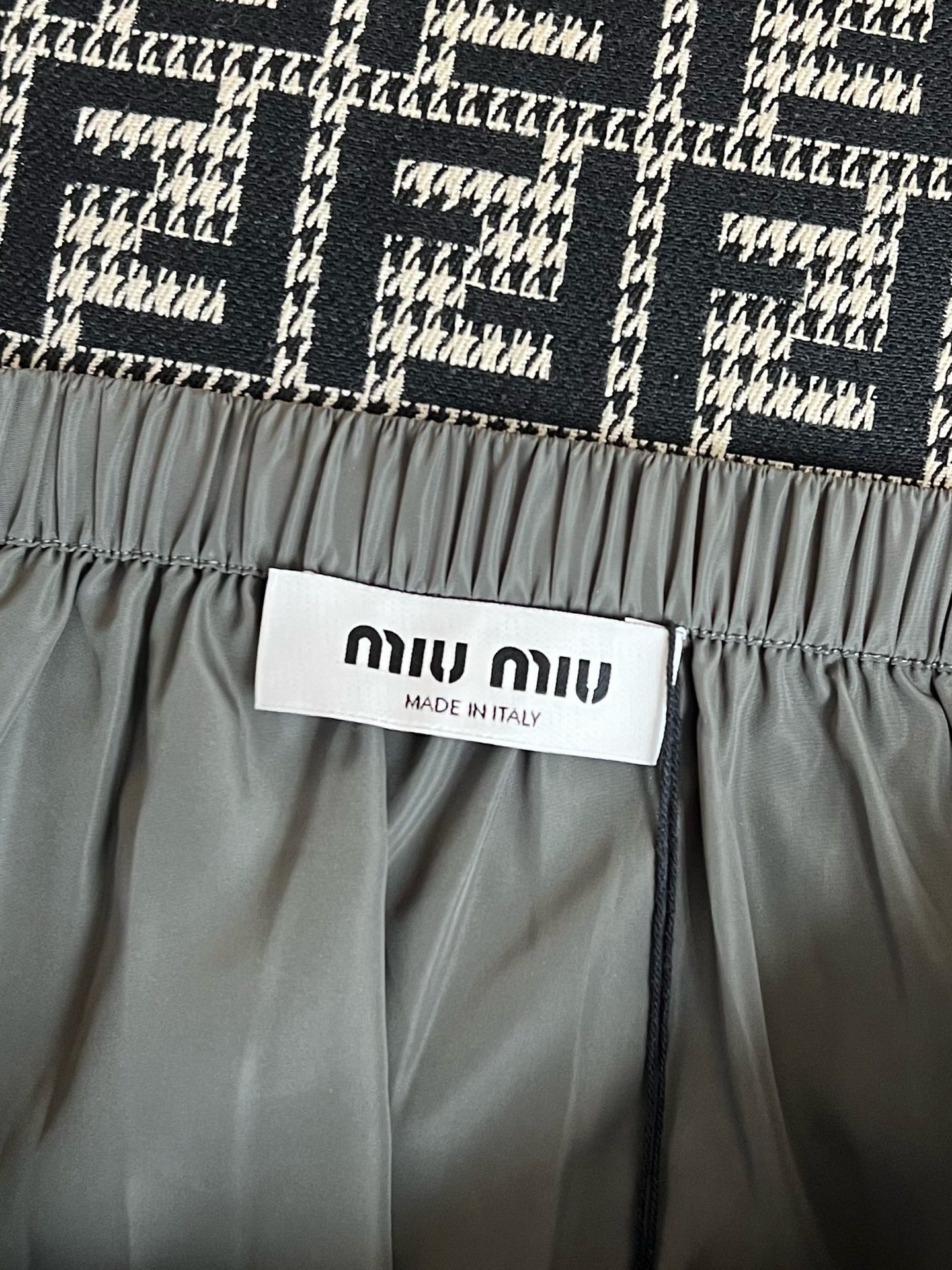 Miu Miu Short skirt view 5