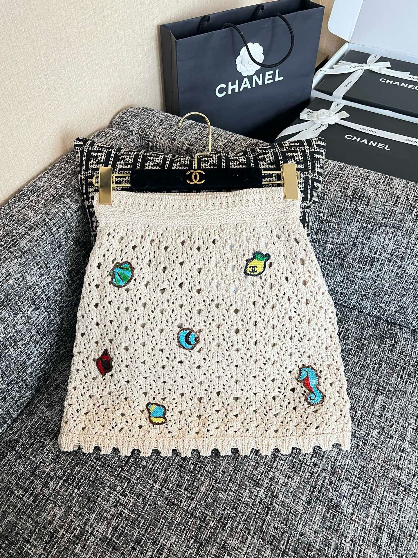 Chanel Knitted set view 11