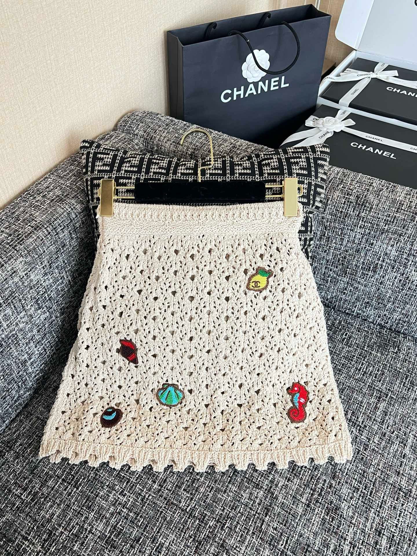 Chanel Knitted set view 16
