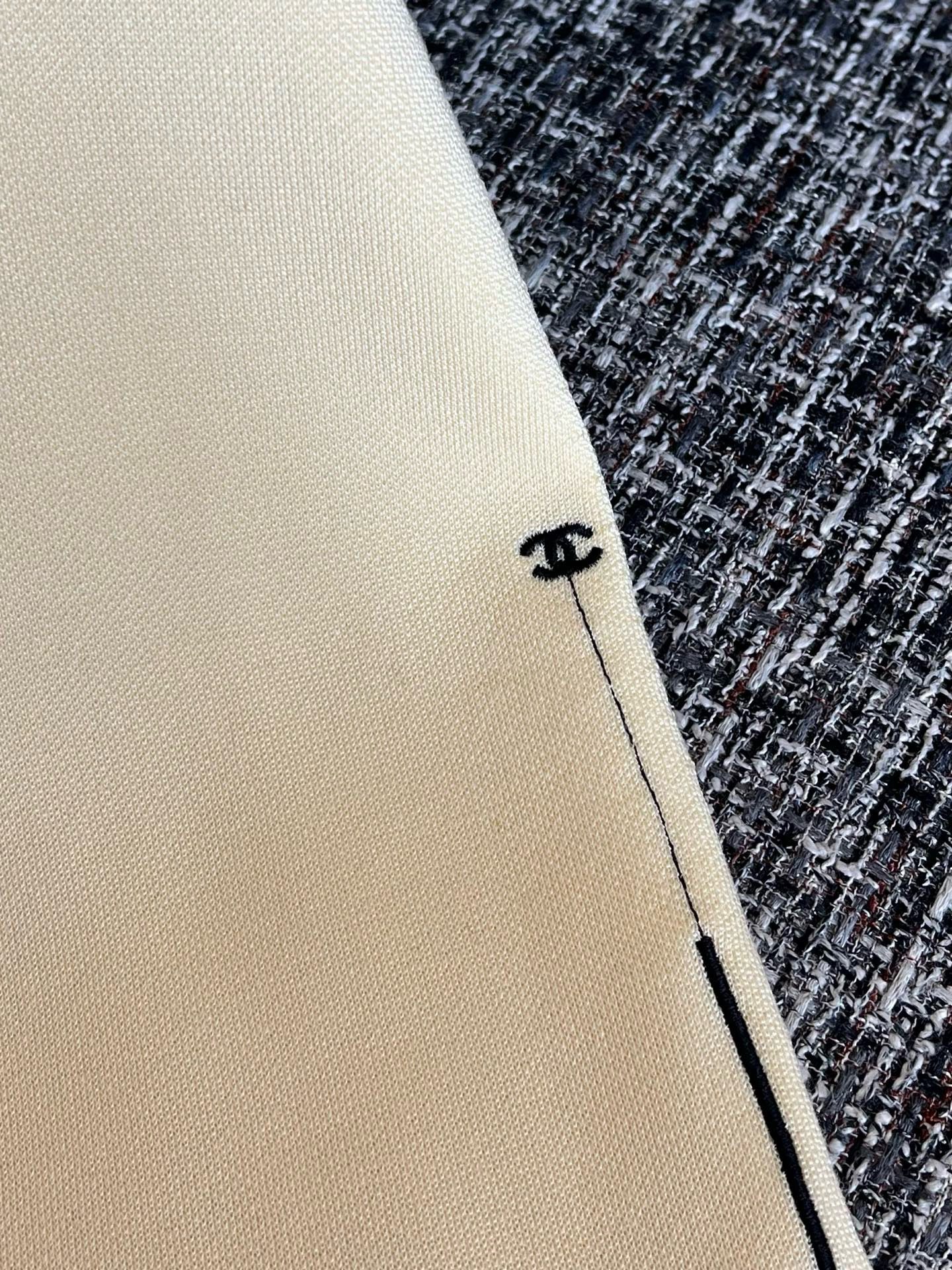 Chanel Vest view 7