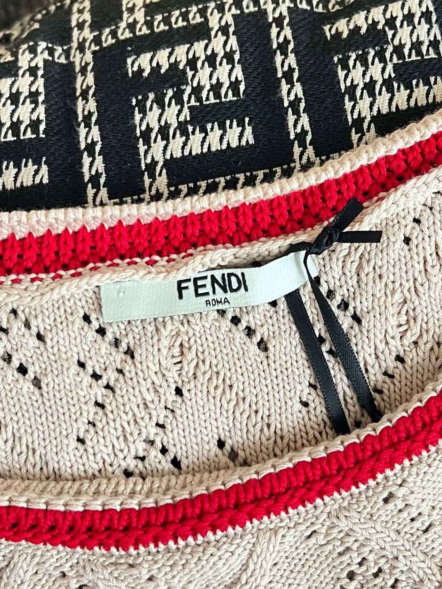 Fendi Vest view 6