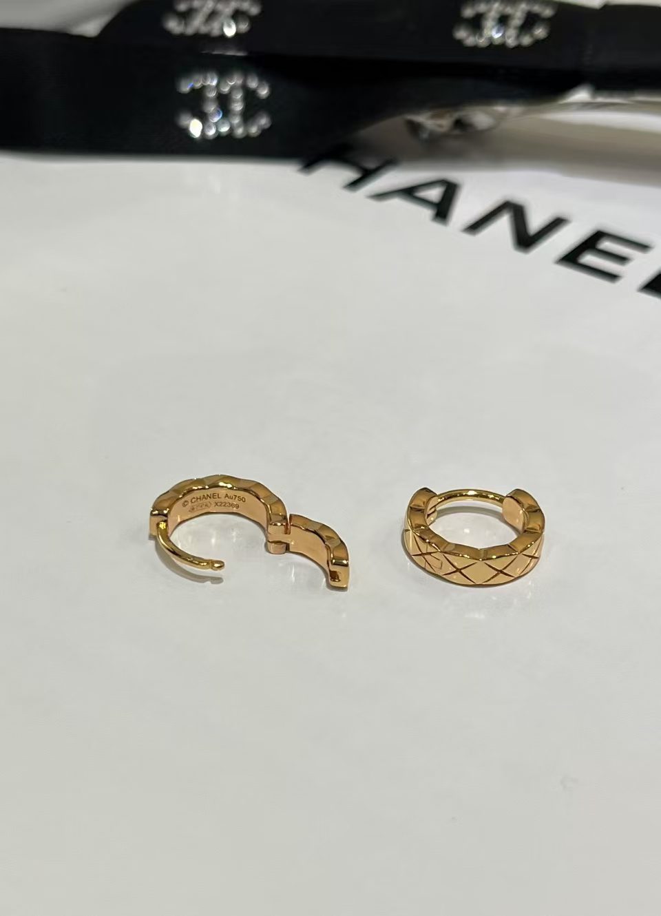 Chanel Earrings view 3