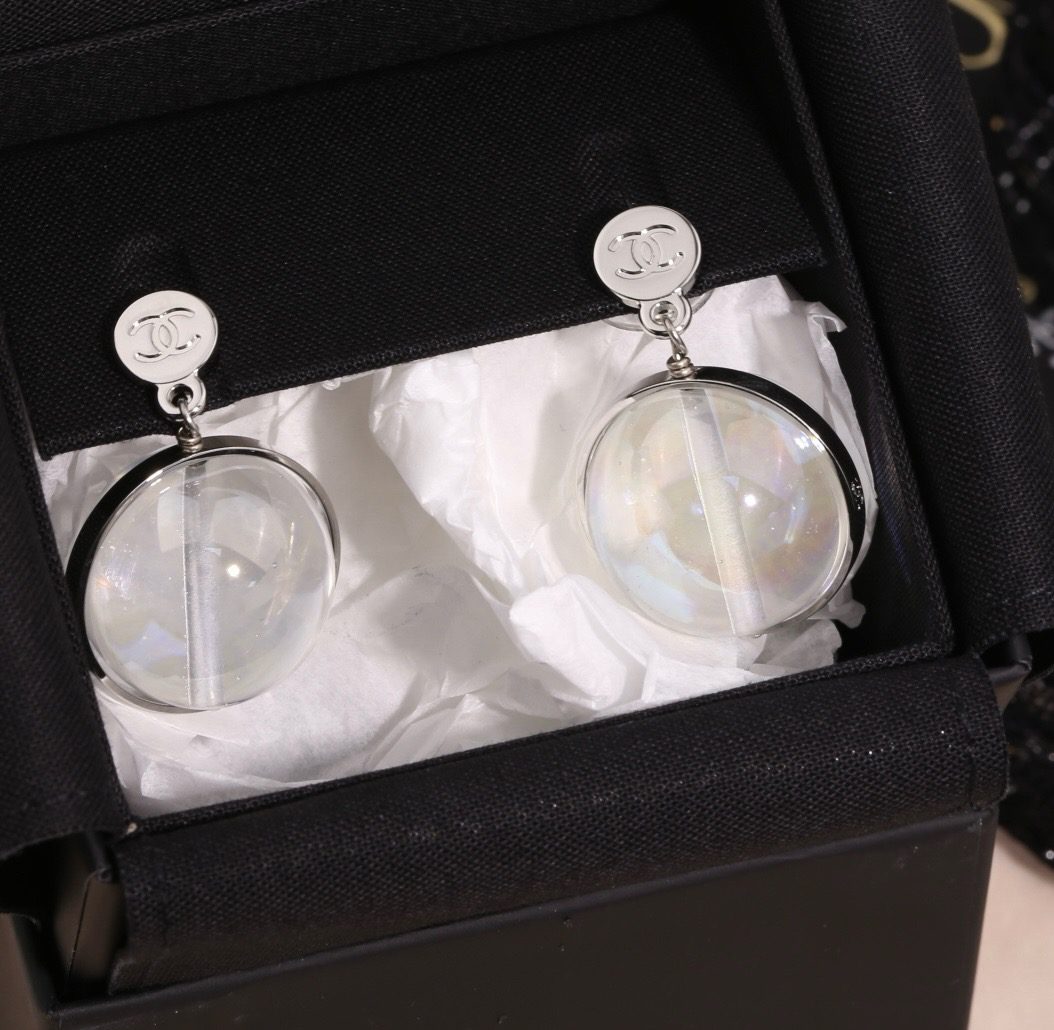 Chanel Earrings view 3