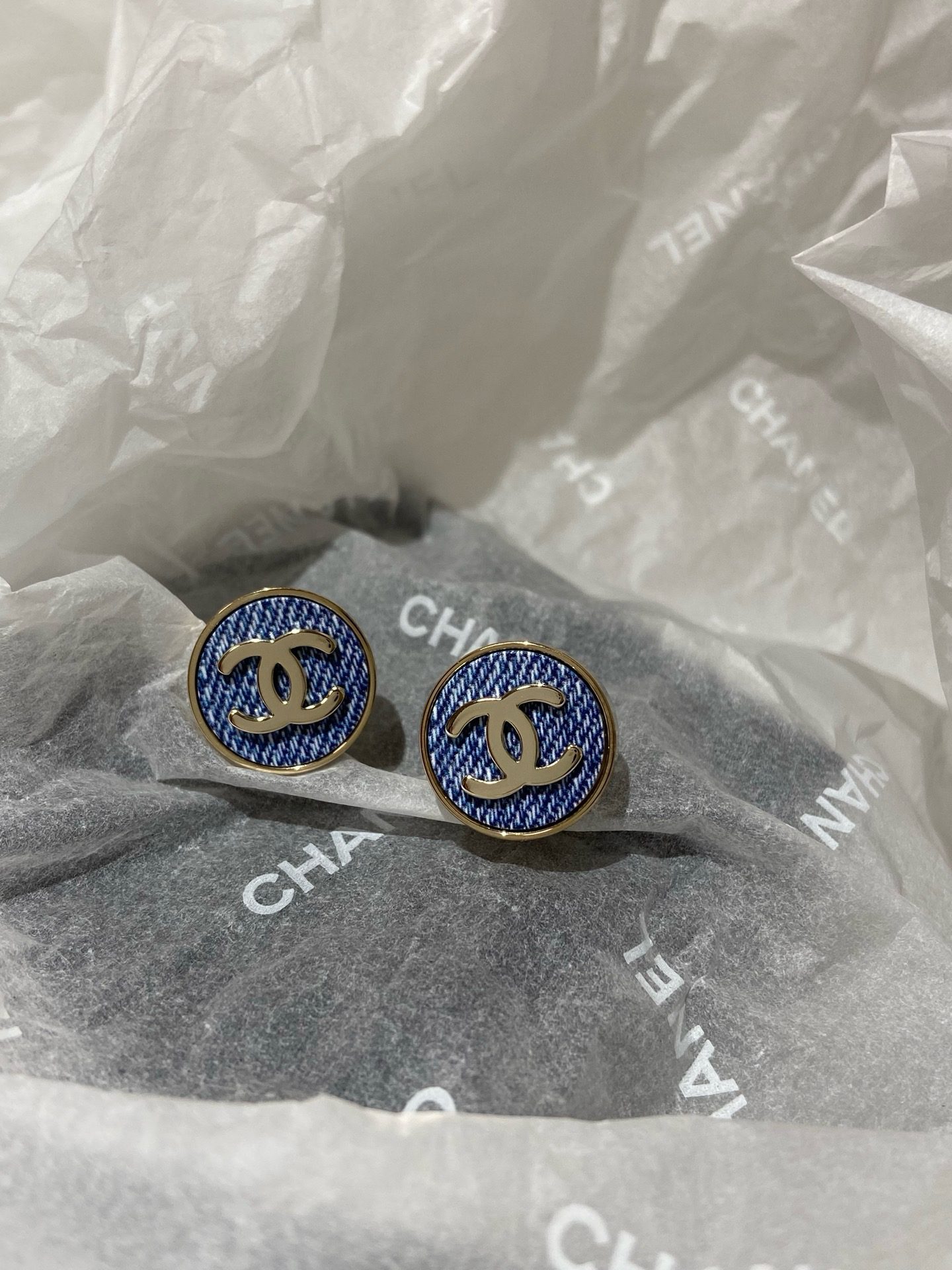 Chanel Earrings view 6