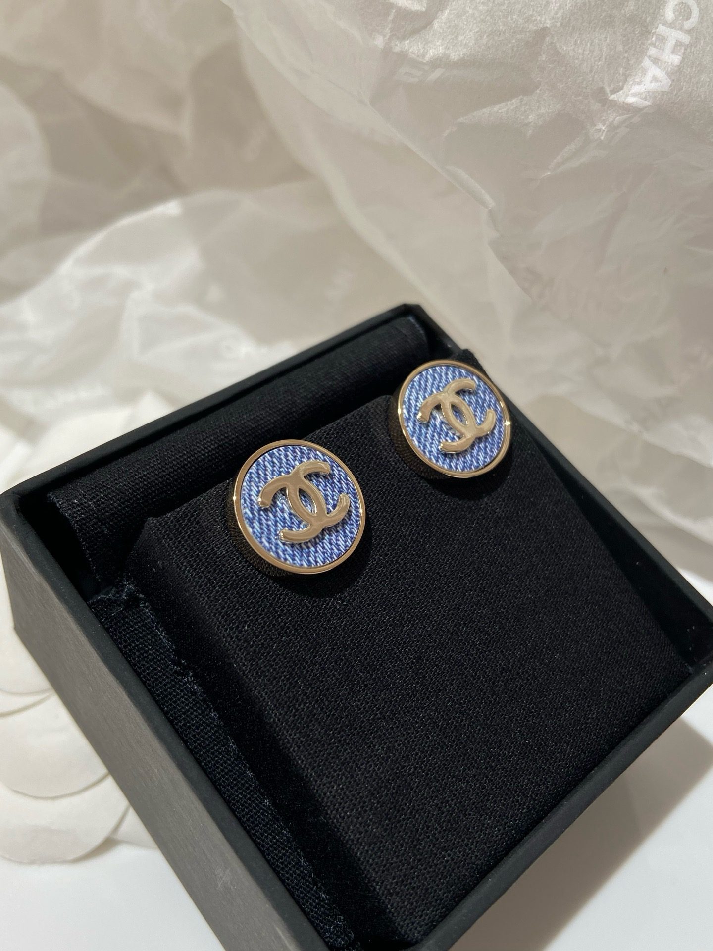 Chanel Earrings view 7