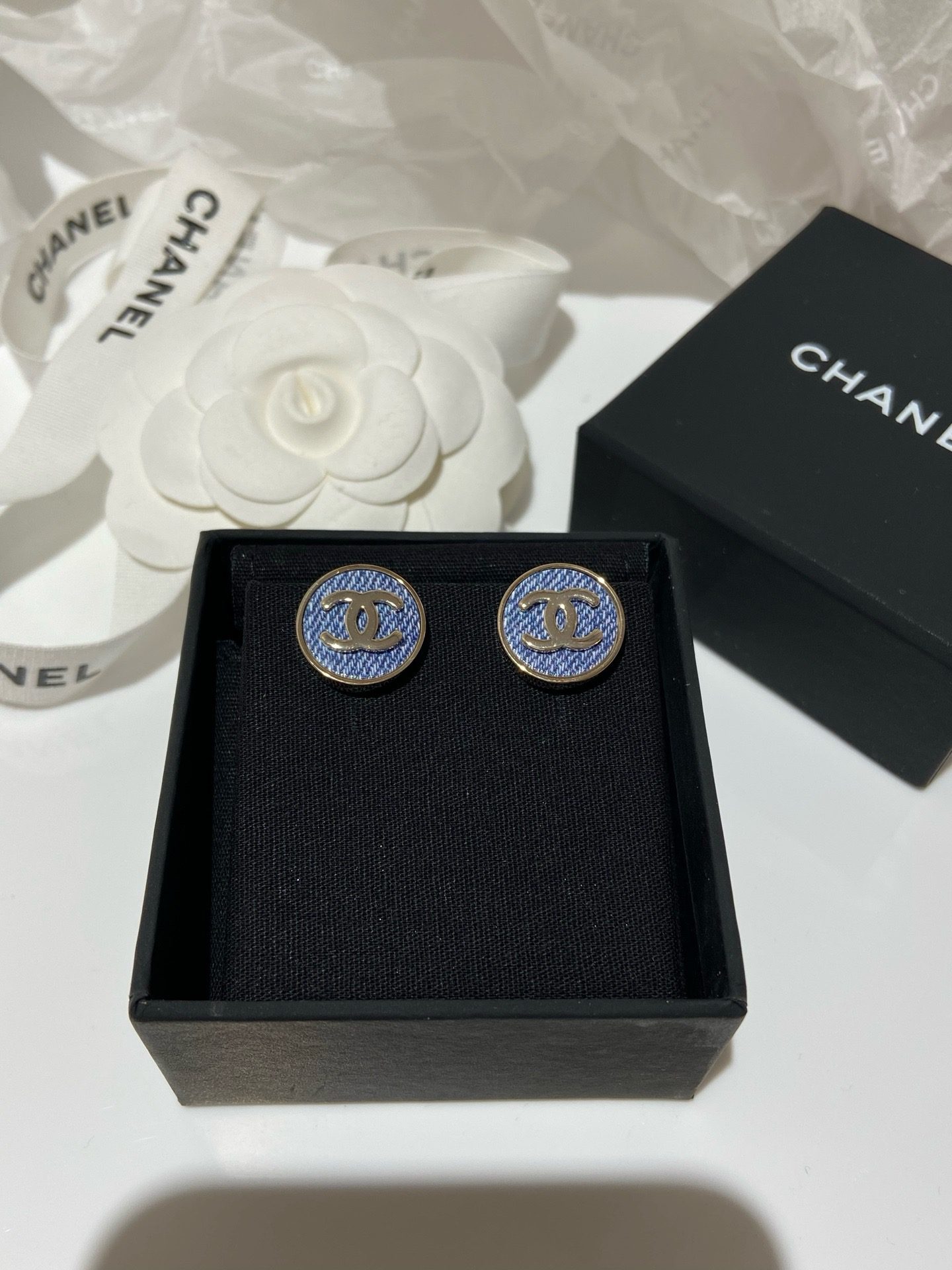 Chanel Earrings view 8