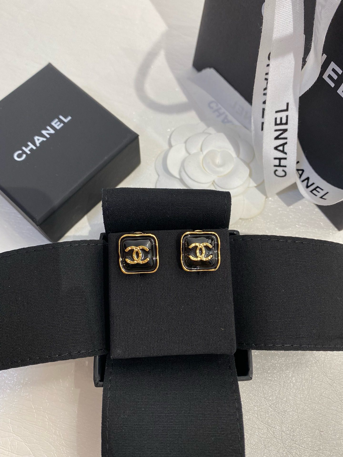 Chanel Earrings view 3
