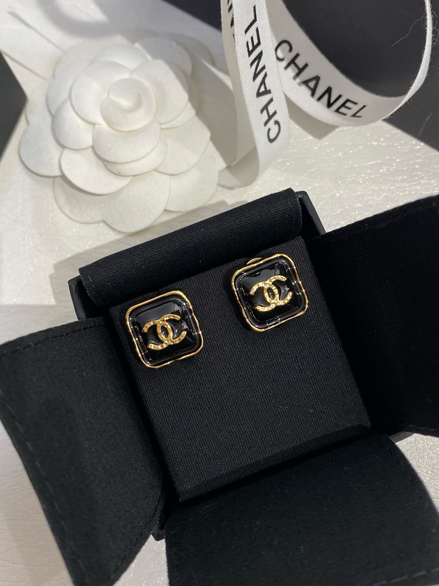 Chanel Earrings view 6