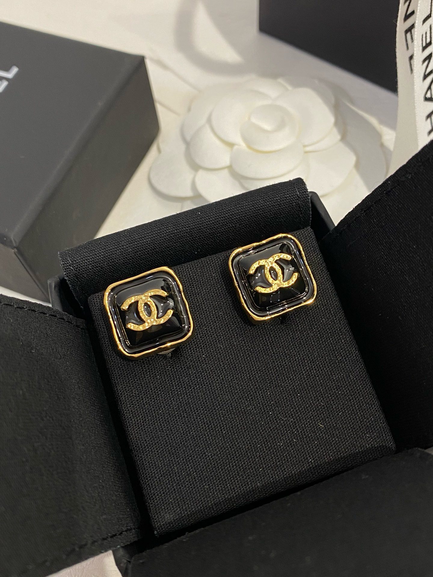 Chanel Earrings view 7