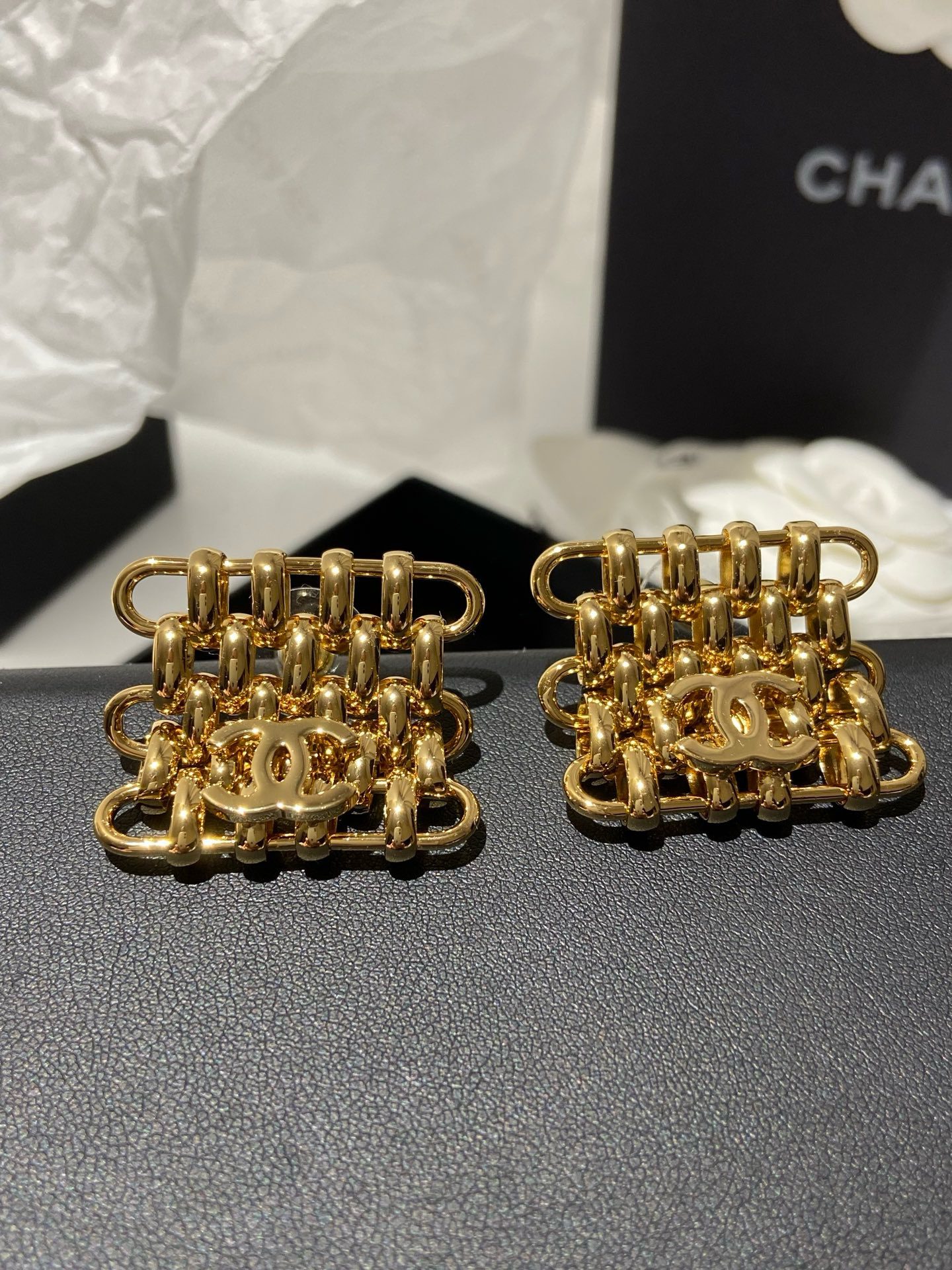 Chanel Earrings view 4