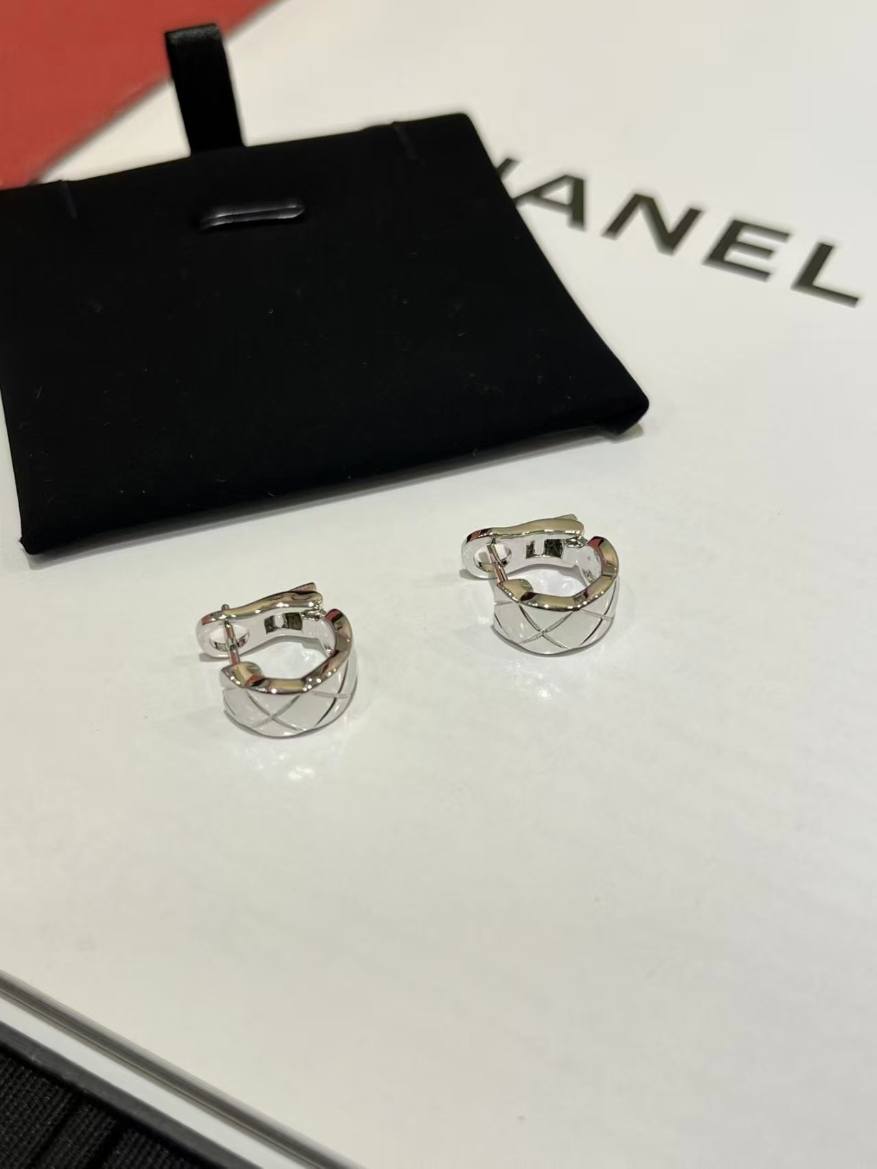Chanel COCO Earrings view 5