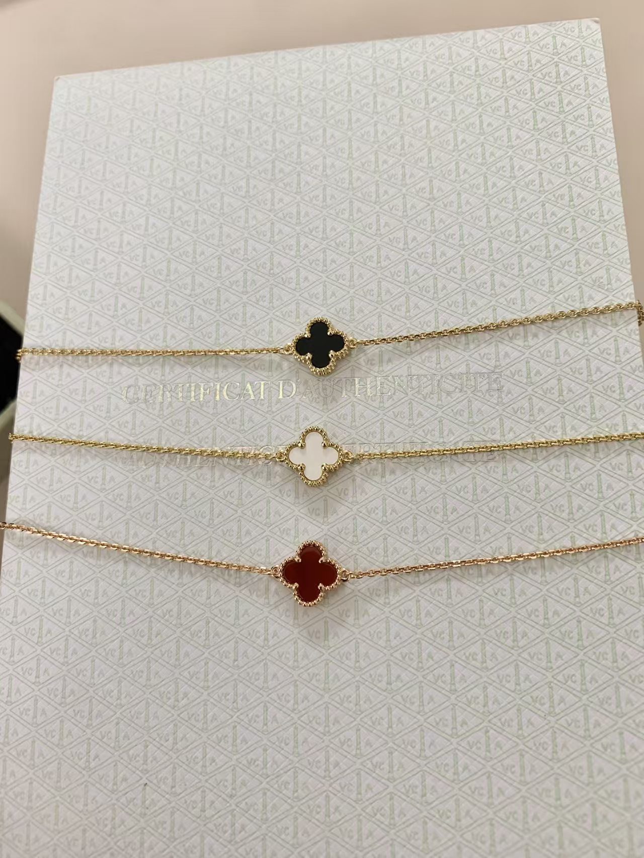 Van Cleef & Arpels Bracelet view 6