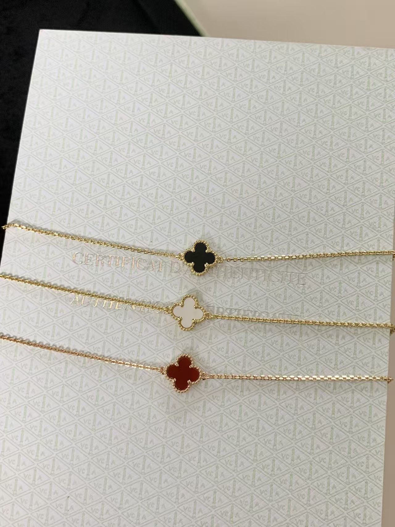 Van Cleef & Arpels Bracelet view 7